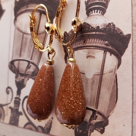 𝅺TEAR drop earrings - Picture 5 of 5
